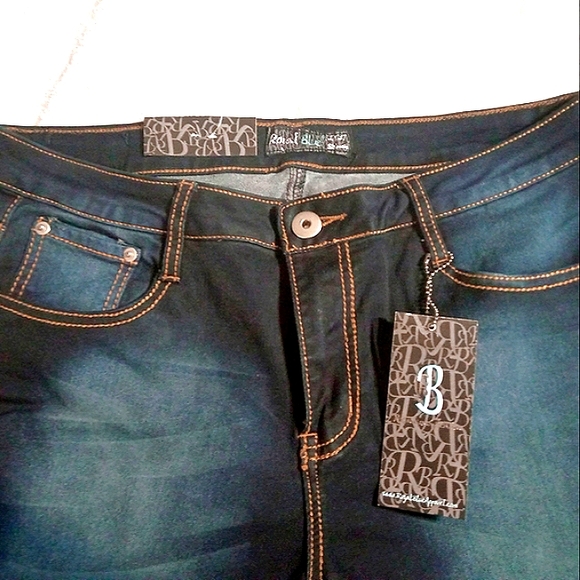 ★ 5-pocket Faded Dark Blue Denim Stretchy Skinny Jeans • NEW w/Tags ★ - Picture 3 of 5